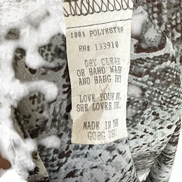 Show Me Your Mumu Women Sheer Snakeskin V Neck Maxi dress Sz Med Gray Sleeveless - Picture 8 of 9